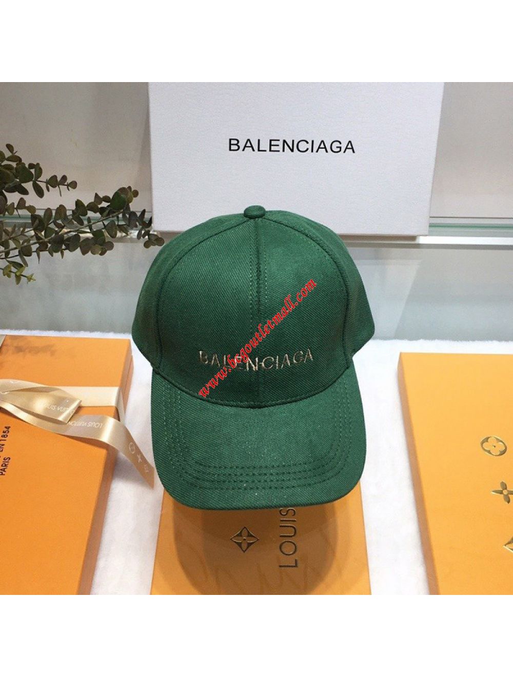 blåhval Retfærdighed Gå igennem Balenciaga Embroidered Logo Cap Cotton In Green